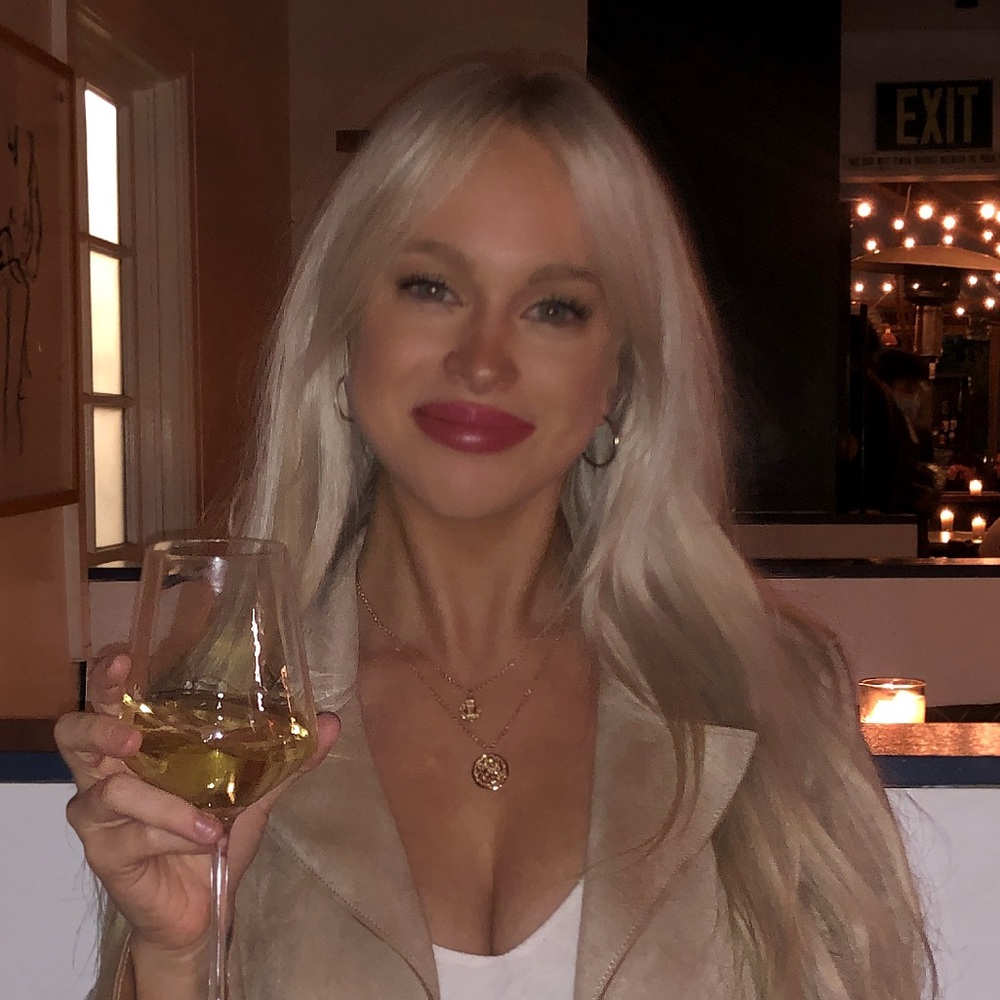 Meet your Posher, Helena